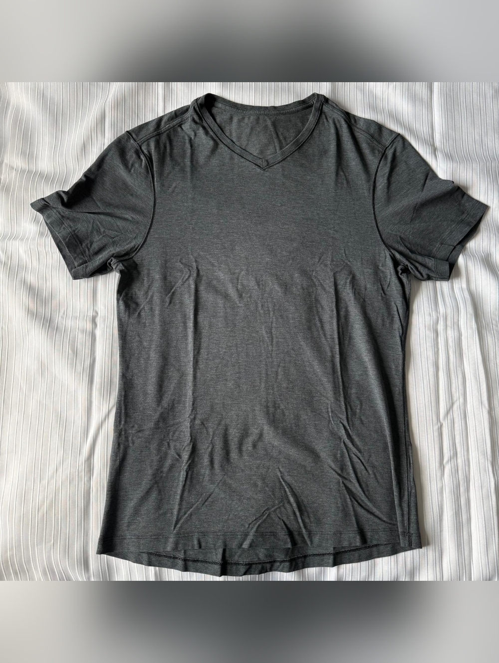 Lululemon Men's Performance Shirt - Dark Grey - Picture 1 of 8